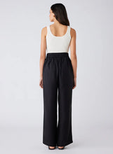 Load image into Gallery viewer, Esmaee - Monochrome Pant - Black
